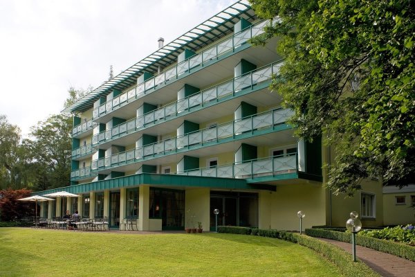 Die Schrothkur mit der Parkanlage